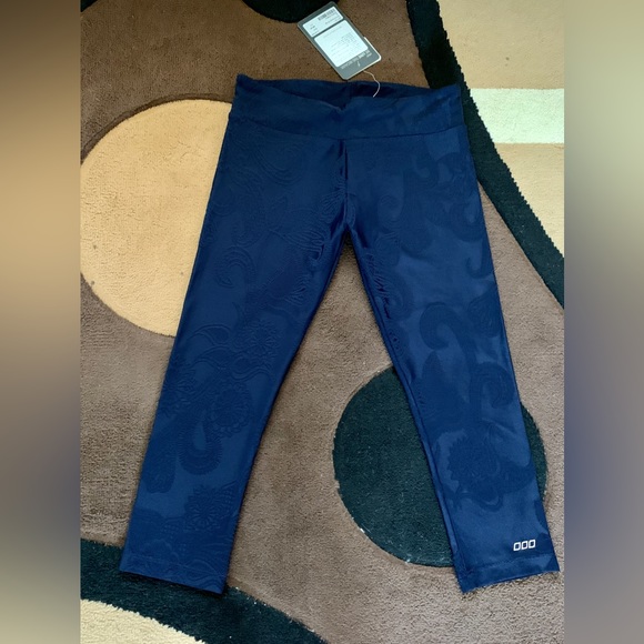 Lorna Jane Pascale 7/8 Leggings Small - Picture 2 of 3